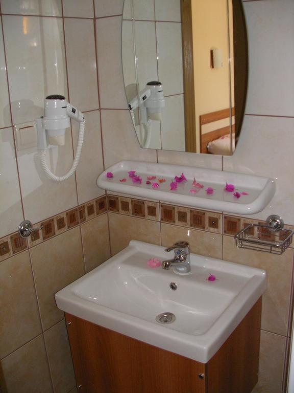 Ercan Han Hotel อิชเมลาร์ ห้อง รูปภาพ